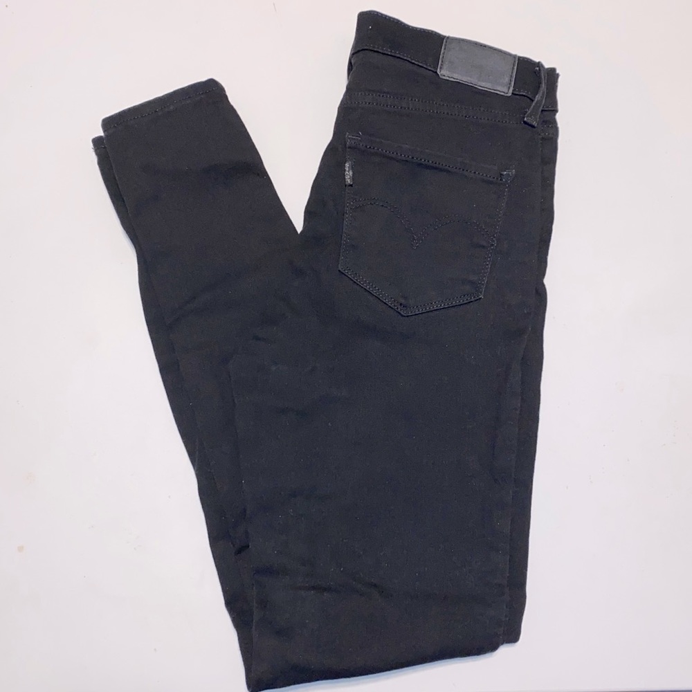 Levi’s black high rise super skinny jeans